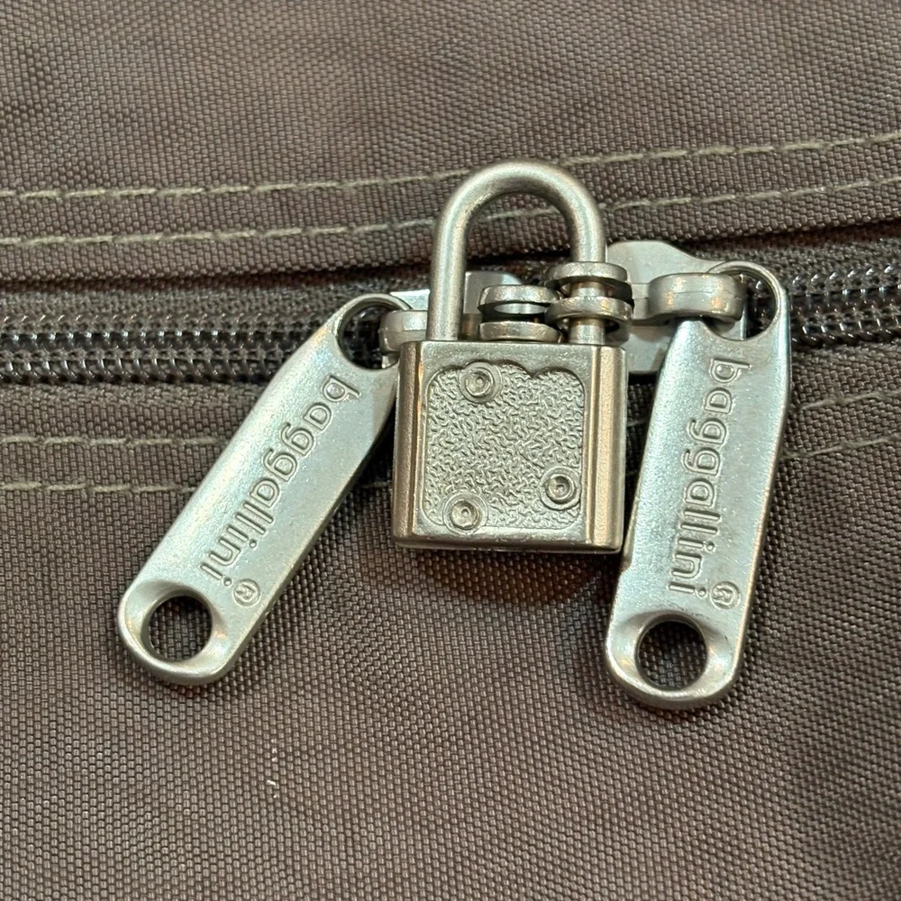 BAGGALLINI Large Sized Bag with Strap Handles